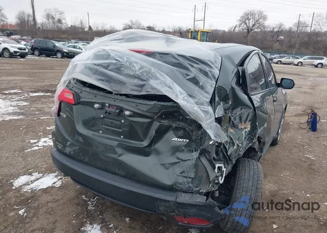 2018 Honda Hr-V Lx z USA, uszkodzony, nr VIN 3CZRU6H39JG723222